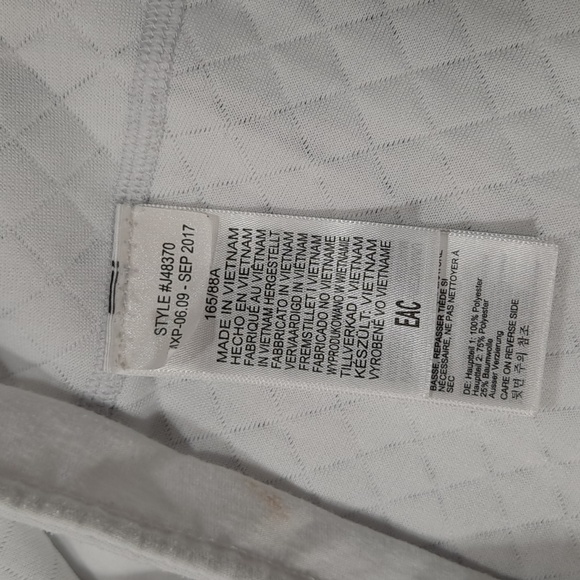 Marmot Grey And White Annie Quilted Pullover - Picture 6 of 9